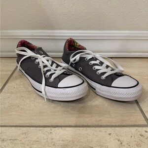 Converse tennis shoes
